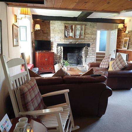 The Horse And Panniers Guest House. North Luffenham Екстериор снимка